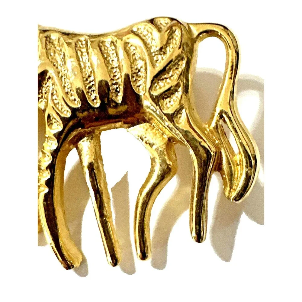 Vintage Abstract Zebra Brooch Gold Tone Modernist Pin MCM Figural Stylized 1.75